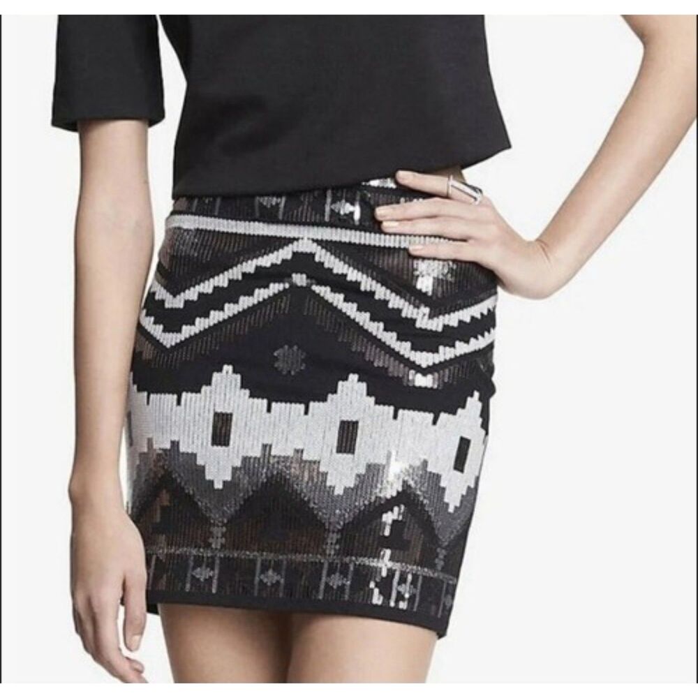 Express Sequin Mini Short Skirt Women's Size M Aztec Tribal Bling Stretch Black